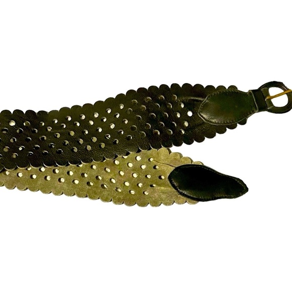 Leather Cutout Wide Belt Black Scalloped Wavy Circular Buckle Sz 34 L - Picture 6 of 8